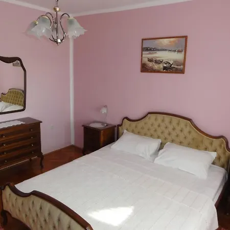 Apartman House