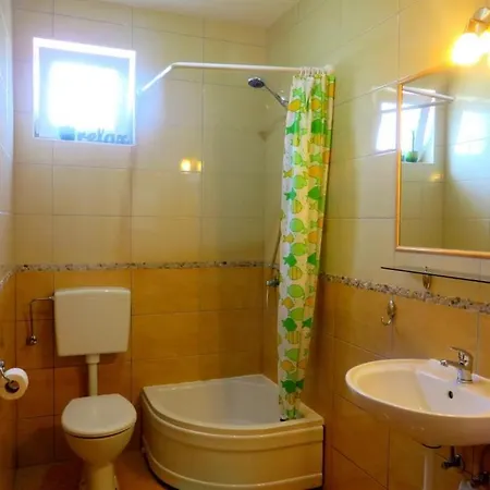 House Apartman