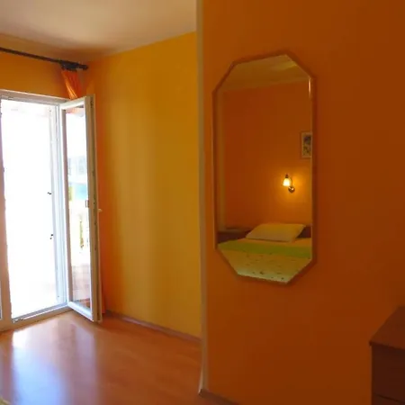 House Apartman